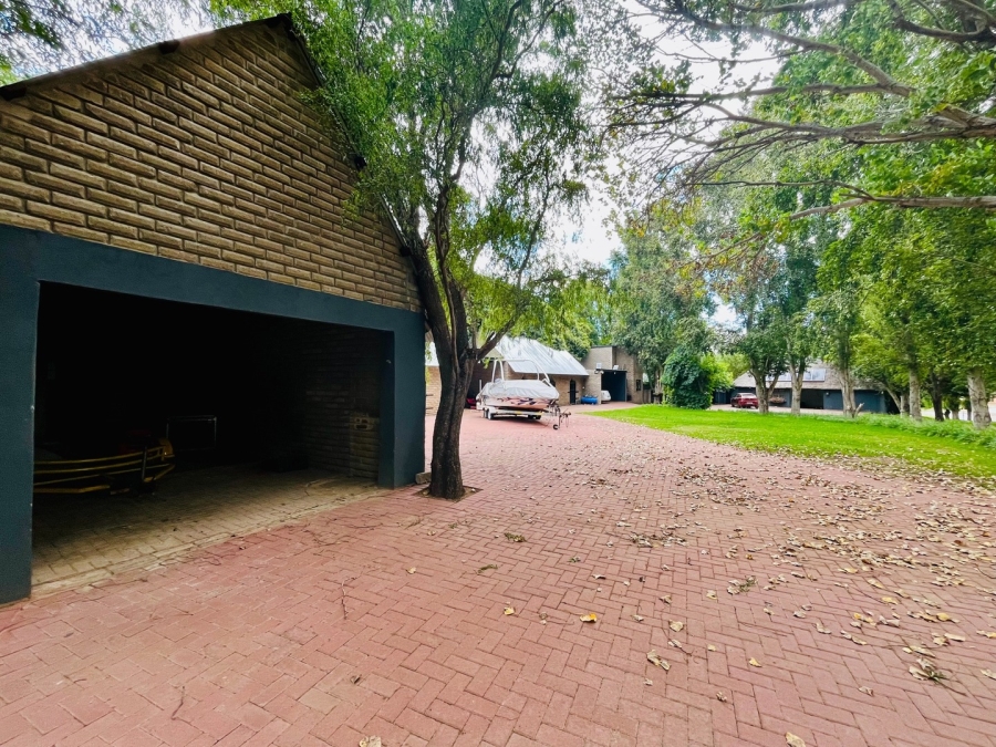 3 Bedroom Property for Sale in Maselspoort Free State